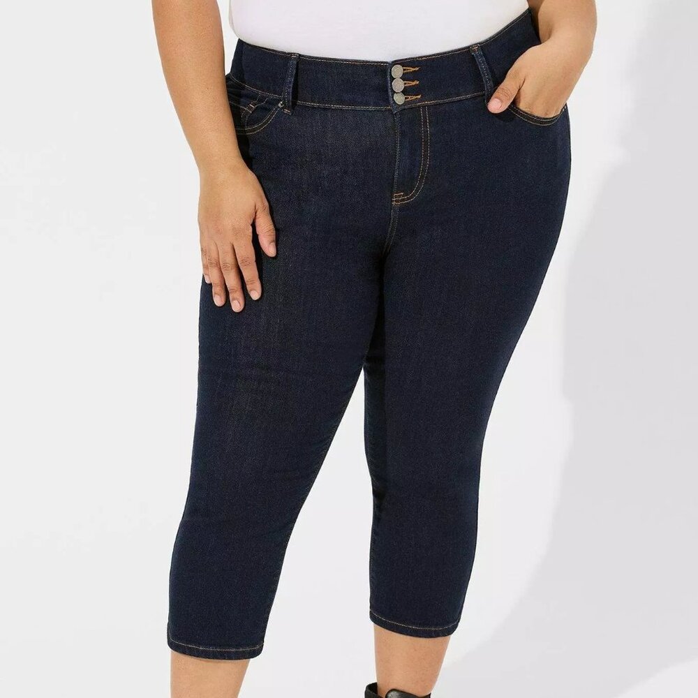 ❤️NWT TORRID CROP JEGGING JEANS - SUPER SOFT - 3 BUTTON WAIST PLUS SIZE